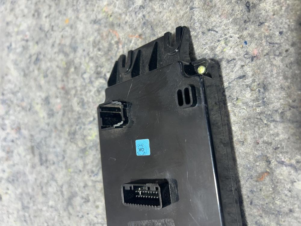 2014-2016 Maserati Ghibli M157 A/C Air Conditioning Control Module 06700315330 – photo 2