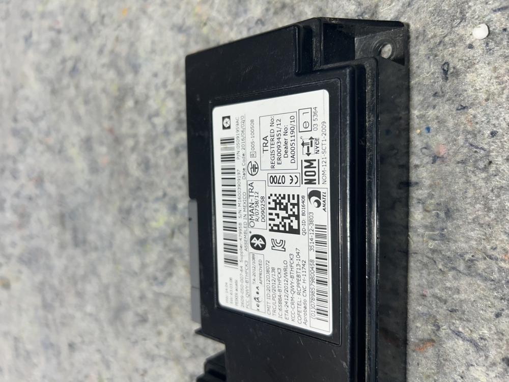 2011-2014 Dodge Challenger OEM Radio Navigation Telematics Module 05091959AA – photo 4