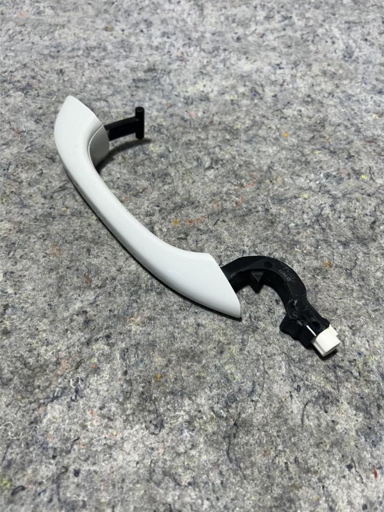 Exterior Keyless Door Handle Front Left Mercedes W205 C43 C300 OEM – photo 1