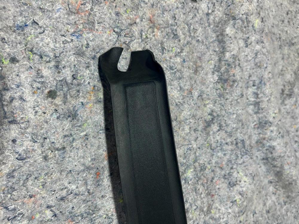 2022-2024 Ford Expedition Rear Left Trunk Liftgate Sill Trim Cover Panel OEM – photo 3