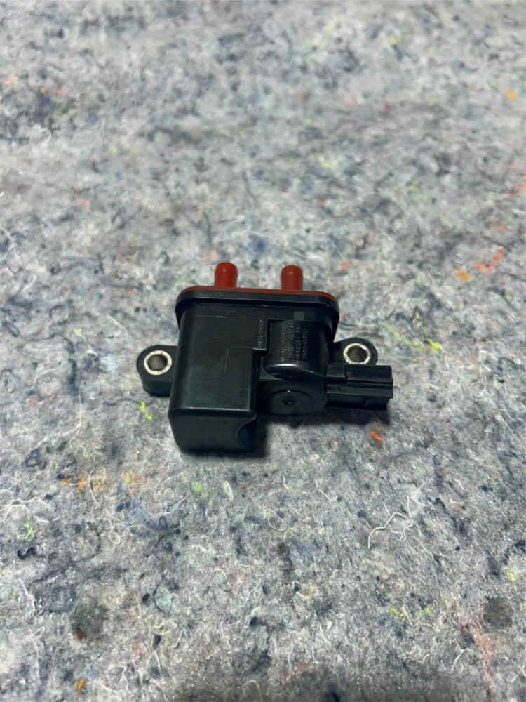 2013-2017 Honda Accord Purge Control Solenoid Valve 136200-7290 2.4L OEM – photo 1