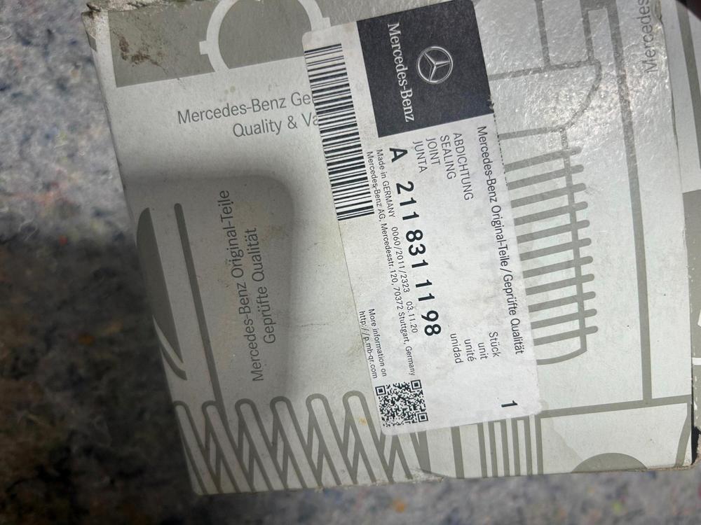 Brand New Cross Member Seal Genuine Mercedes W211/C219 - A2118311198 – photo 4