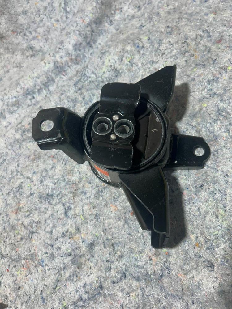 2020-2025 Kia Telluride AWD 3.8L Transmission Left Mount Insulator Bracket OEM – photo 1