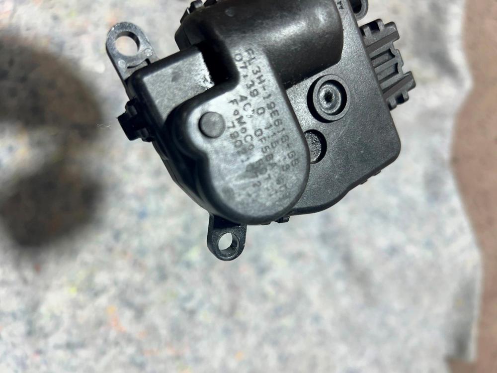2015-2023 Ford F150 Heater HVAC Blend Door Motor Flap Servo Actuator OEM – photo 4