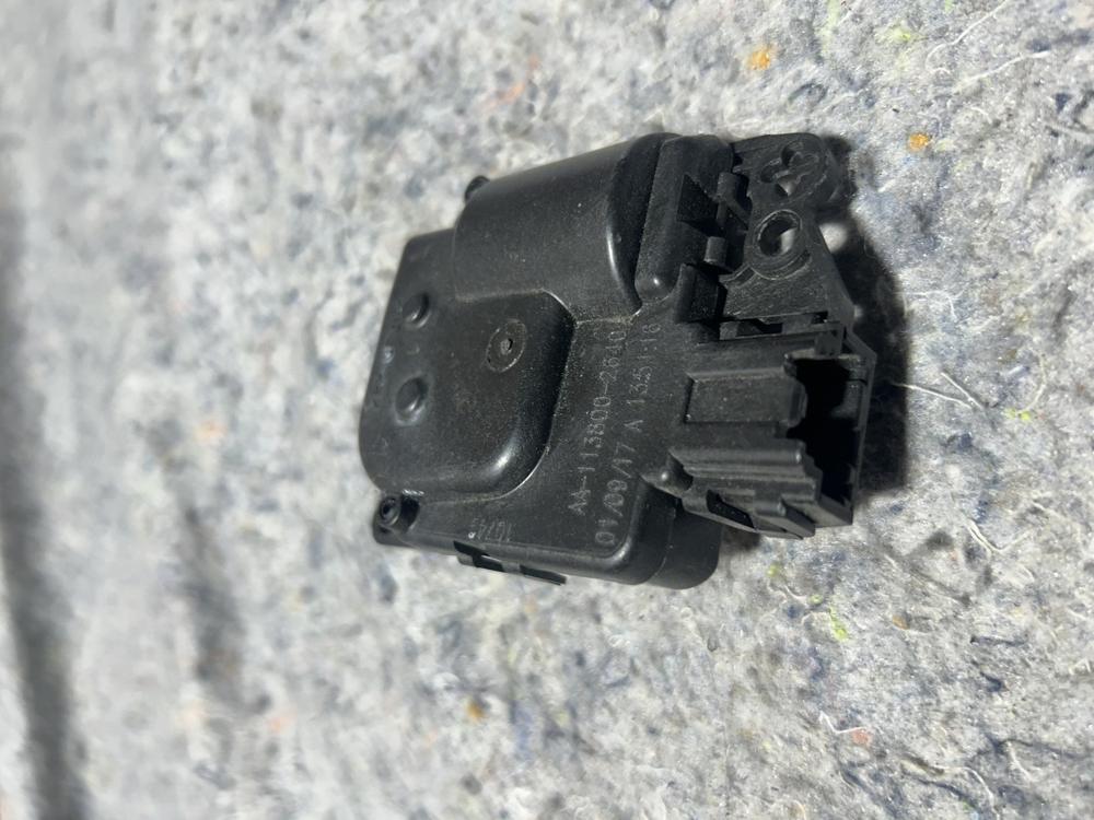 HVAC Heater Blend Door Actuator Asy AA-113800-2640 – photo 3