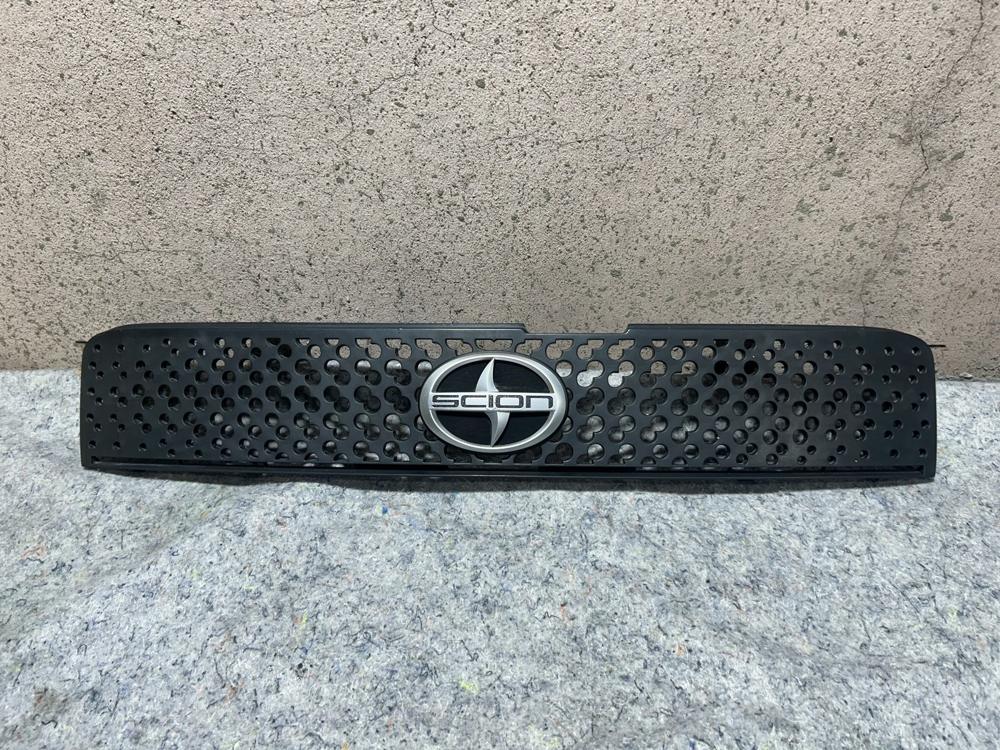Scion Xb 2008-2010 Front Grille Genuine OEM 53101-12B10 – photo 1