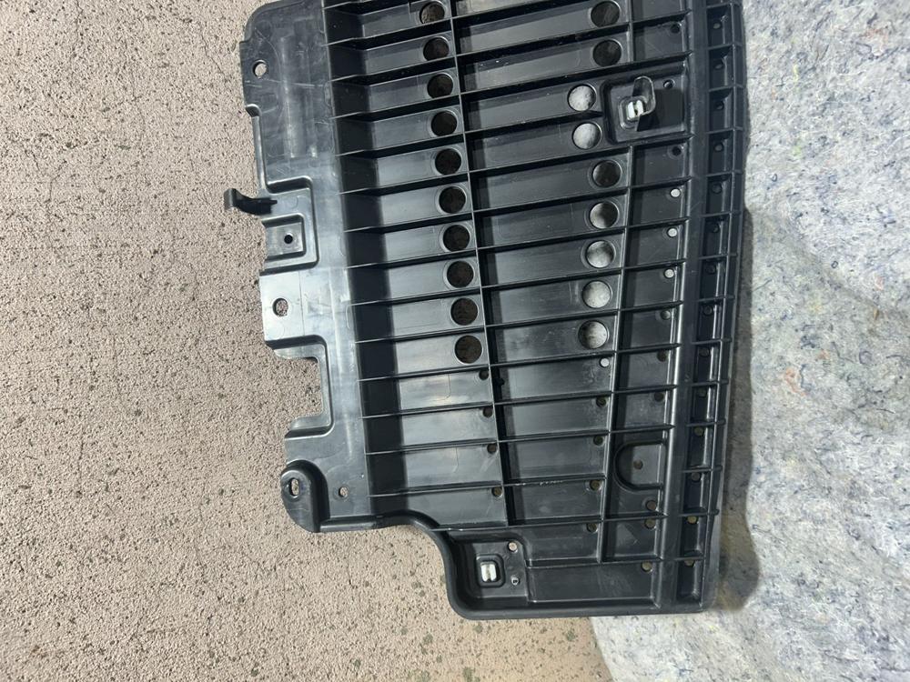 2022 Kia Stringer Front Engine Bumper Lower Splash Shield Absorber 52618-02130 – photo 2