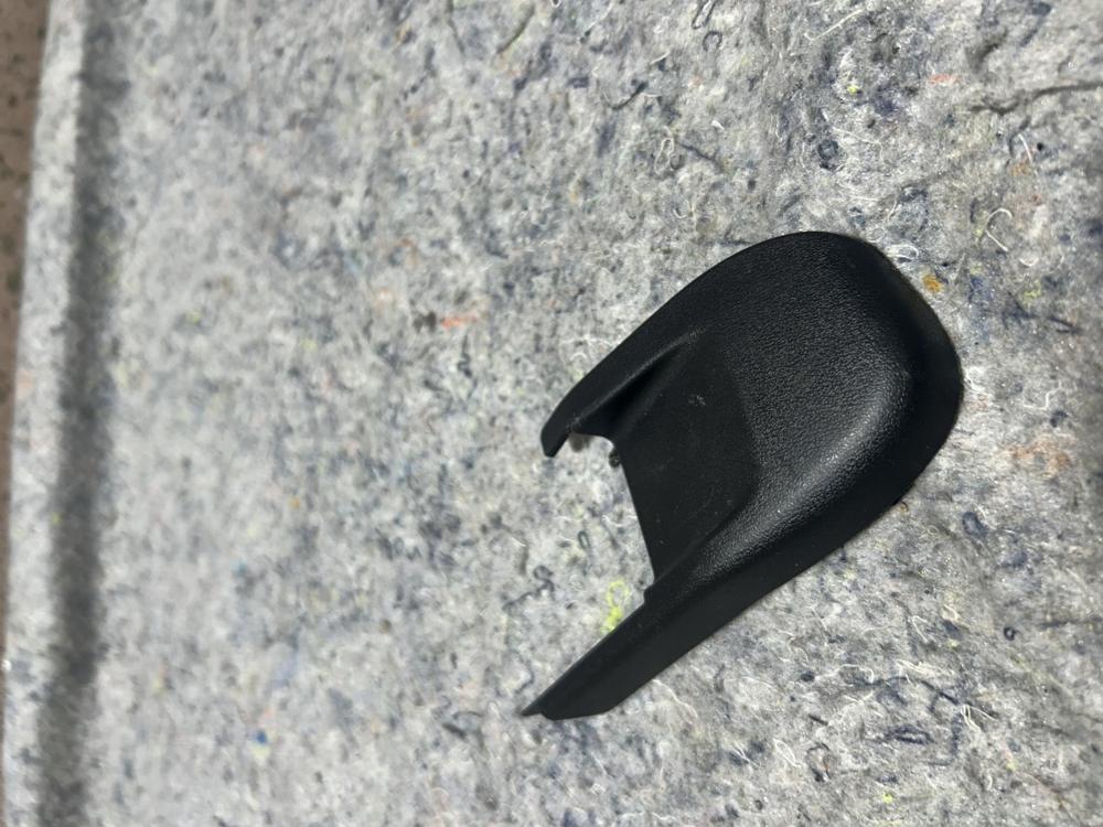 2014-2020 Infiniti Q50 Front Right Passenger Seat Track End Cap Cover Trim OEM – photo 3