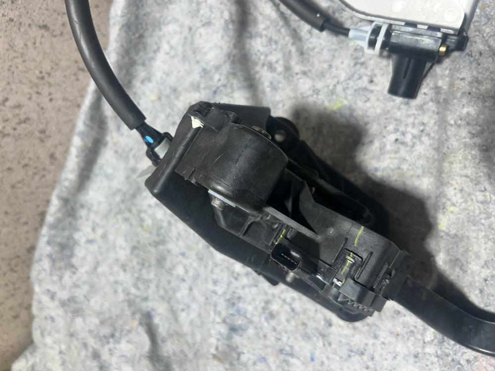 2022-2024 Ford Expedition Pedal Assembly Throttle Accelerator and Foot Brake OEM – photo 2