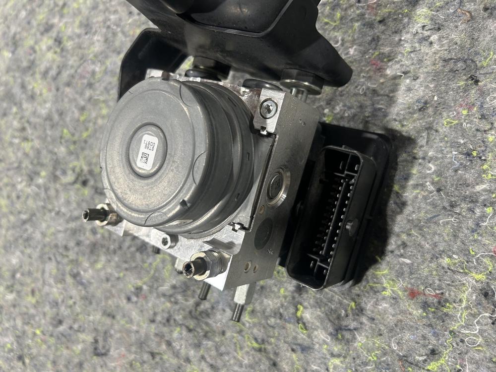 16-17 Toyota Yaris ABS Unit Antilock Brake Pump Control DB1S437A0A – photo 4