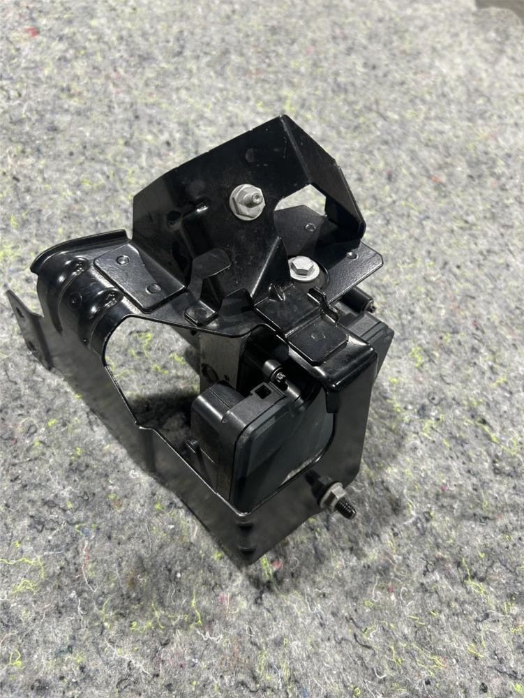 14-17 Maserati Ghibli ABS Unit Antilock Brake Pump Module Unit 670032973 OEM – photo 3