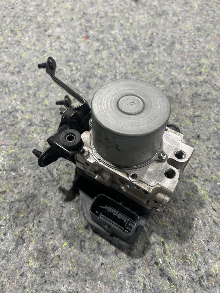 2016-2020 Infiniri Q50 ABS Anti Lock Brake Pump & Module 47660-4GU1A – photo 1