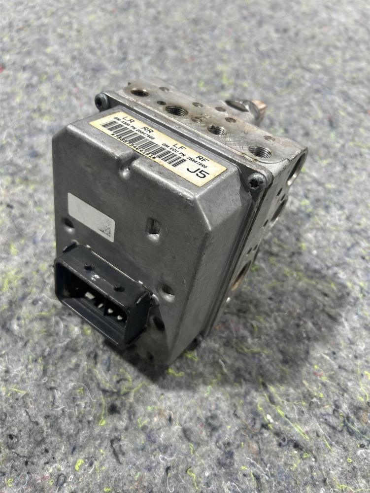 2008 C6 Corvette OEM 25847888 ABS Anti Lock Brake Module Pump – photo 1