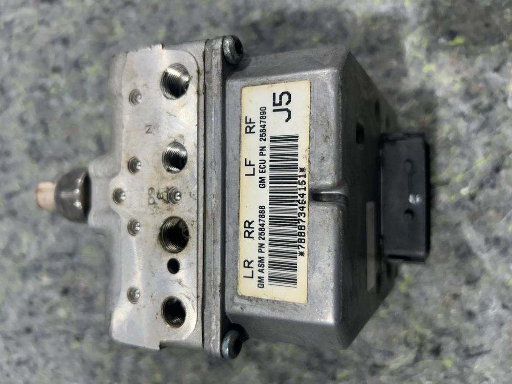 2008 C6 Corvette OEM 25847888 ABS Anti Lock Brake Module Pump – photo 4