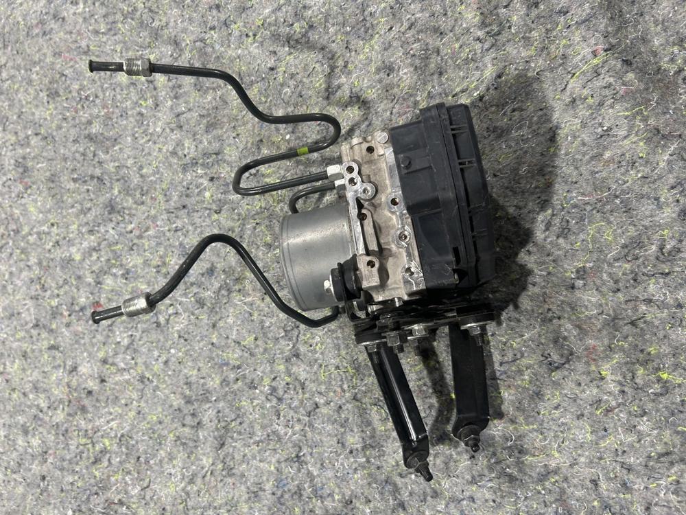 2014 Infiniti Q50 Rwd 3.7L Anti Lock Brake Module ABS Pump Unit Assy 476604GB1A – photo 2