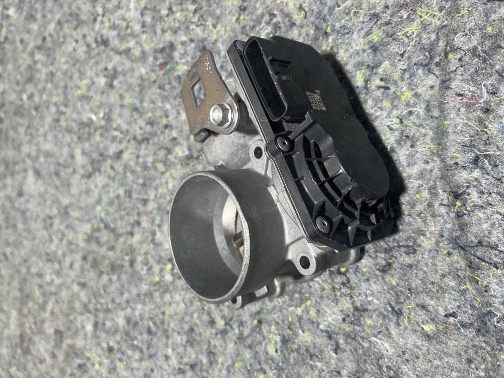 Genuine Throttle Body Assembly Mazda CX-5 2013-2016 2.0L PE01-13-640A OEM – photo 2