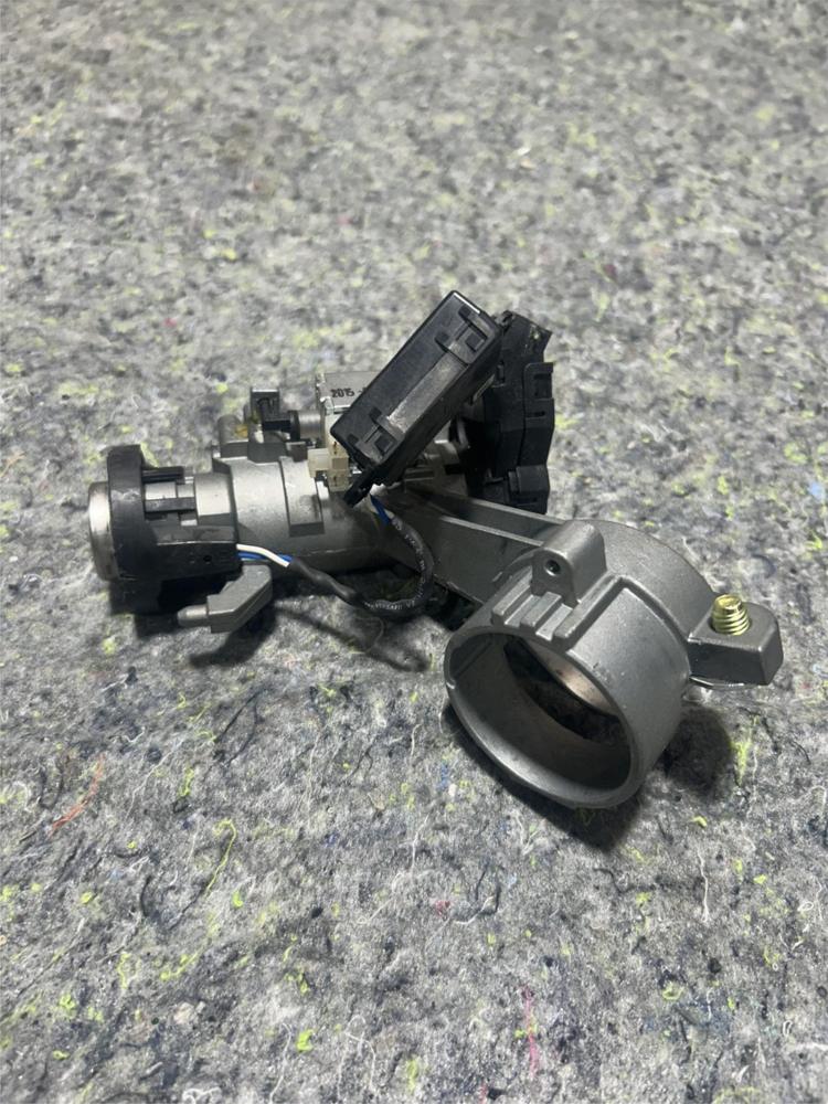2022 Chevy Spark Ignition Switch 42349062 OEM – photo 1
