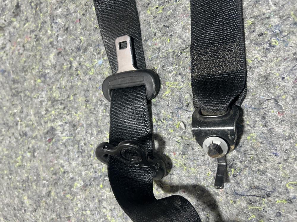 2022-2024 Ford Expedition Rear Right Seat Belt Retractor OEM NOM119SCFI2000 – photo 4