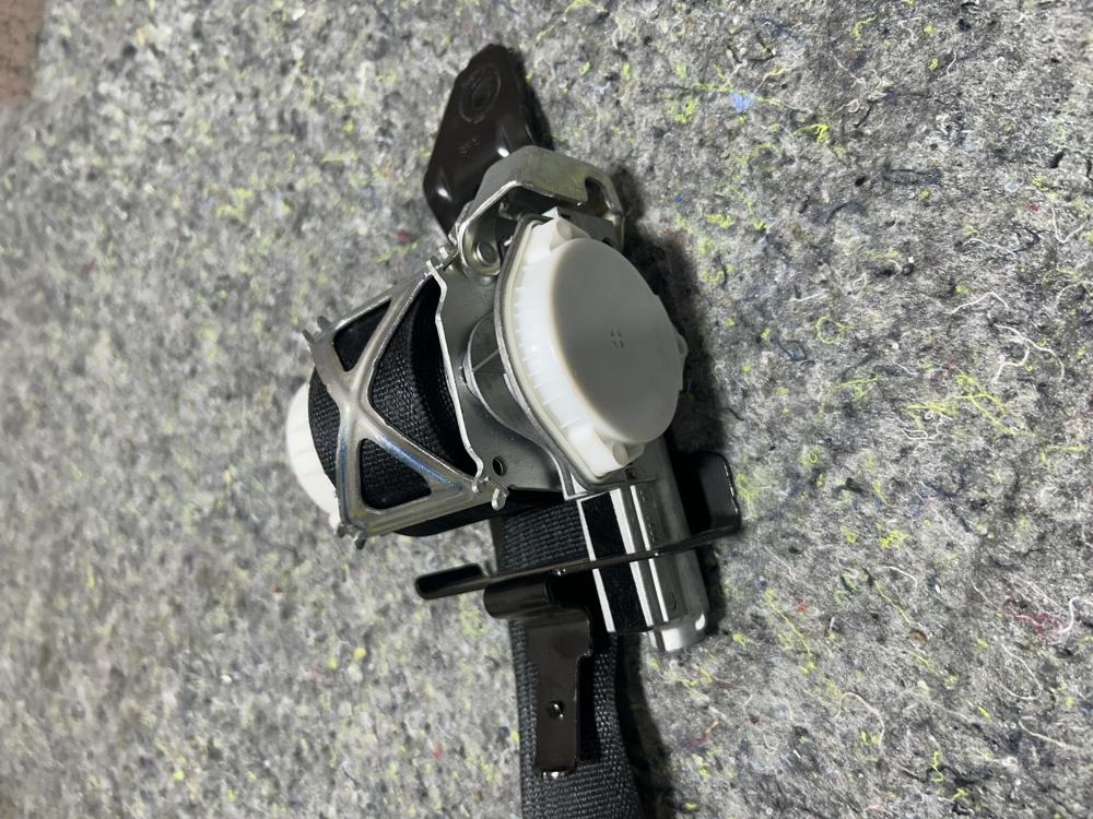 2017-2022 Ford F250SD F350SD Crew Cab Front Right Side Seat Belt OEM – photo 4