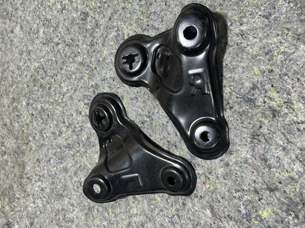 Hyundai Palisade Front Subframe Left & Right Side Stay Bracket OEM – photo 3