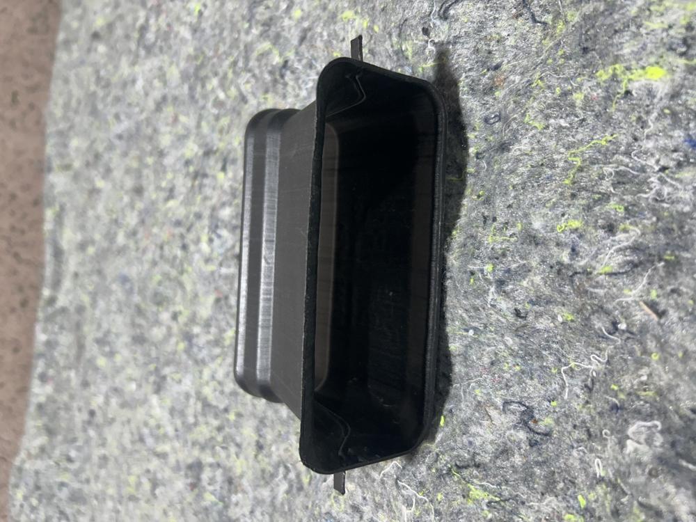 2016-2017 Infiniti Q50 Rear Center Console Vent 27932 4GF0A – photo 2