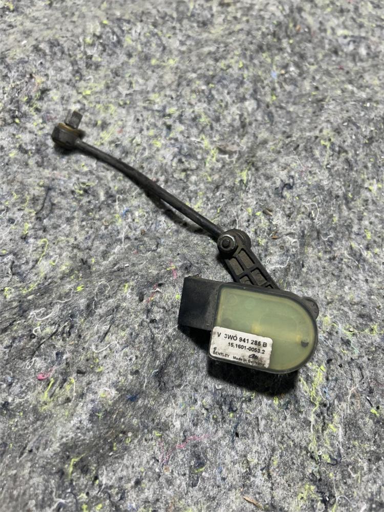 Height Sensor Level Control Front Right Bentley Continentl GT Suspension OEM – photo 1