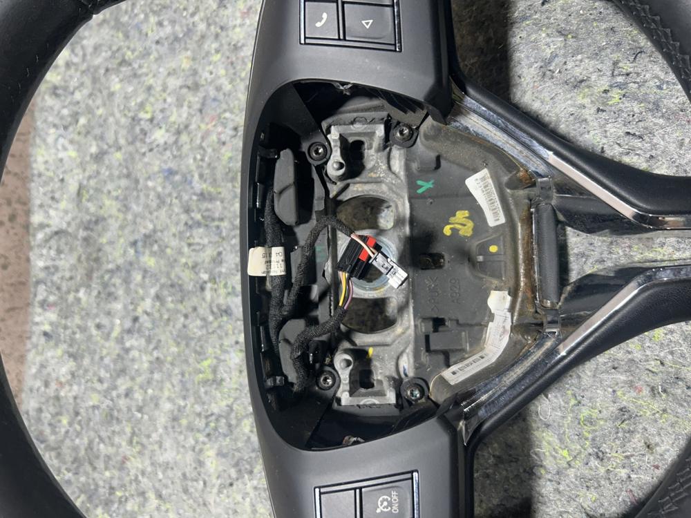 2014-2017 Maserati Ghibli Steering Wheel Black Leather 06700116660 OEM – photo 4