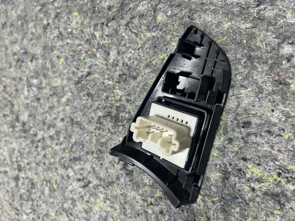 2002-2007 Mitsubishi Lancer Door Mirror Adjustment Switch W/bezel OEM MR506516 – photo 2