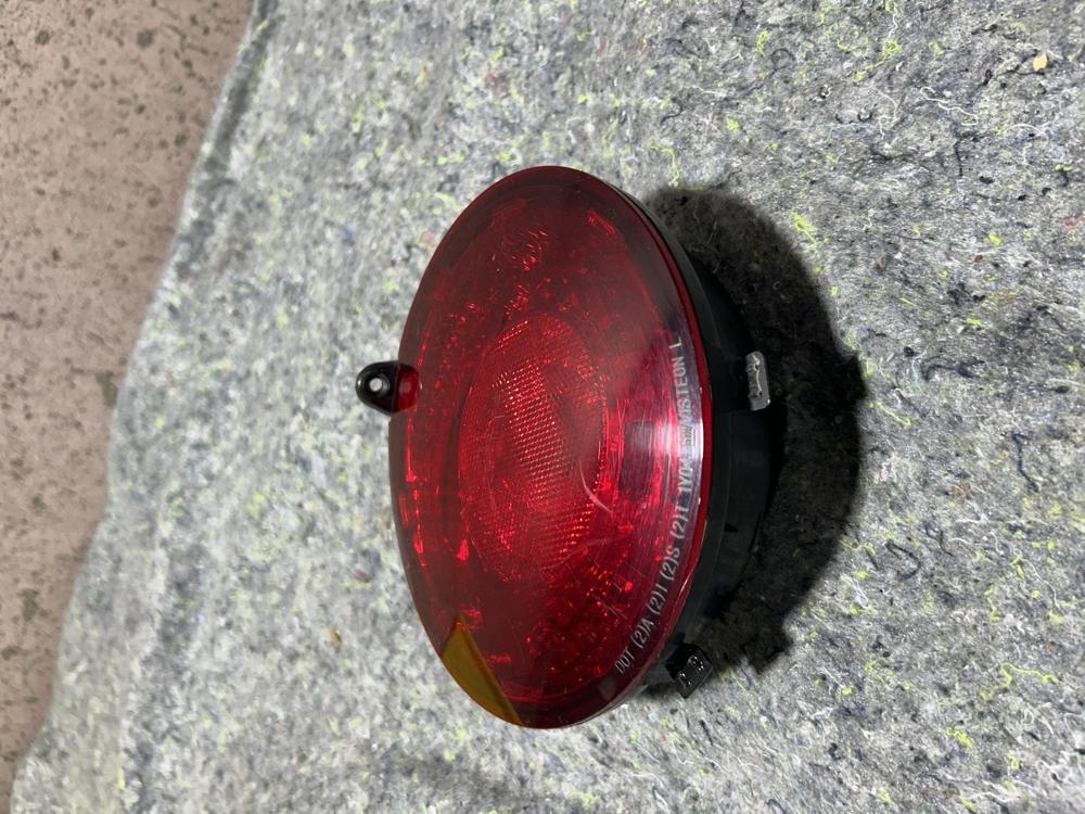 2007 Chevy Corvette C6 OEM Tail Light RH Passenger Inner Outer OEM – photo 3