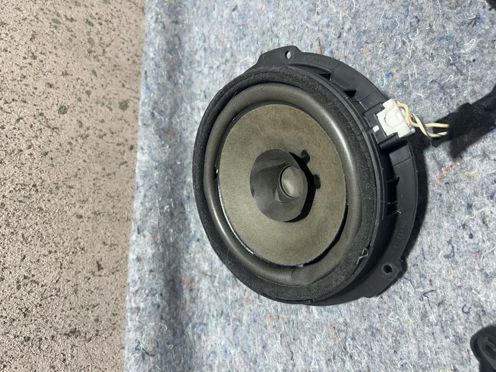 16-18 Ford Fusion Rear Door Speaker Right Side DS7T-18808-AA DG9T-14B533-CB OEM – photo 4