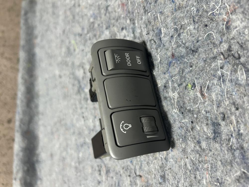 2006-2008 Sedona Interior Light Switch 933904D00KS OEM – photo 2