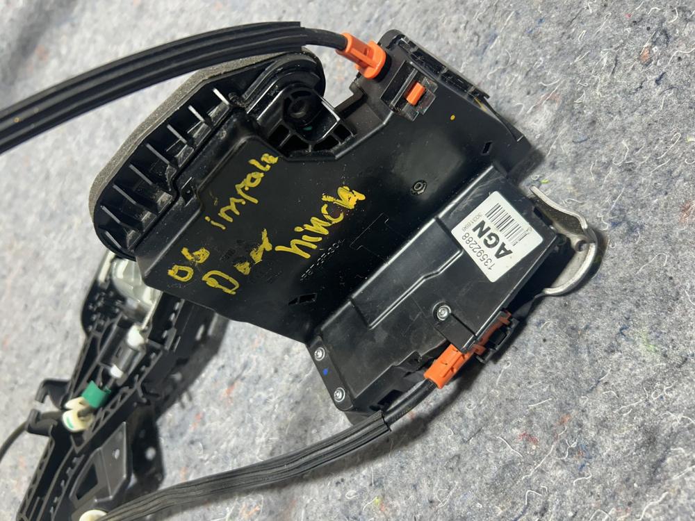 2016-2023 Chevrolet Malibu Rear Right Side Door Lock Latch Actuator OEM – photo 2