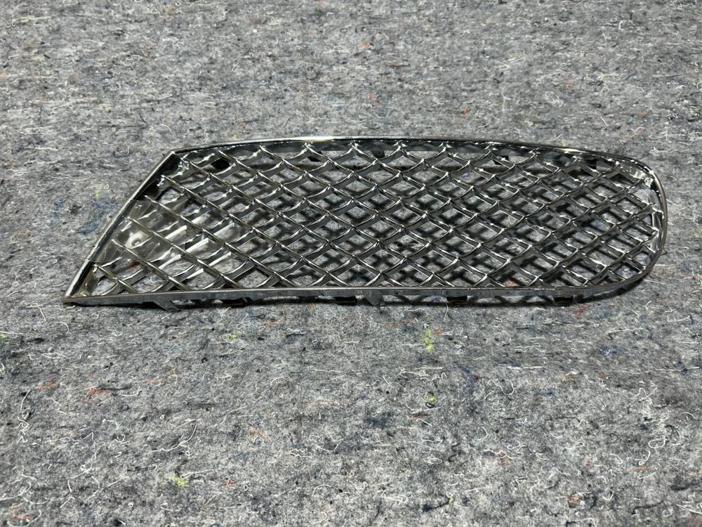 06-13 Bentley Continental Flying Spur Front Bumper Lower Mesh Grill OEM – photo 1