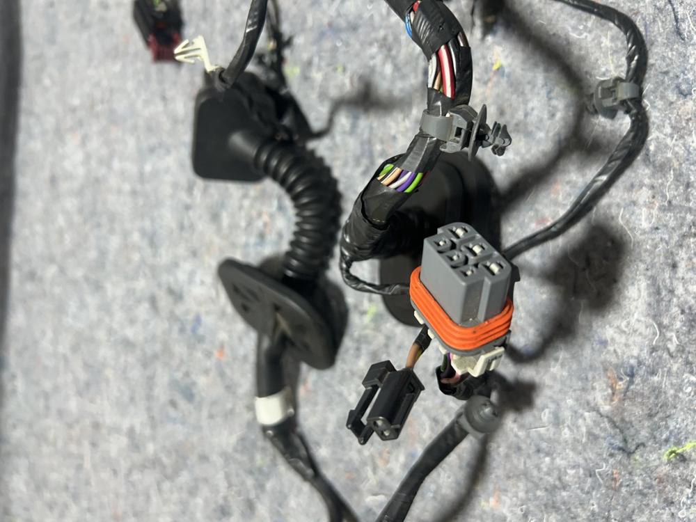 2003 Cadillac CTS 3.2L Left Driver Rear Door Wire Wiring Harness OEM – photo 3