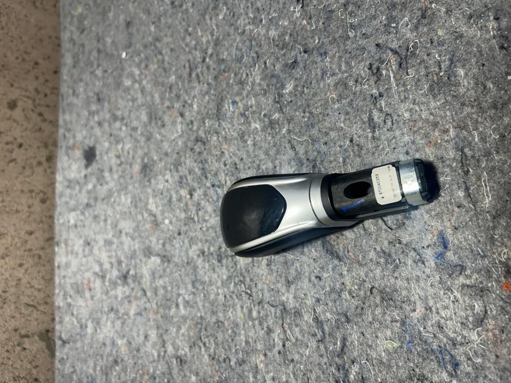 2014-2017 Maserati Ghibli Automatic Transmission Gear Shifter Knob 670040350 – photo 2