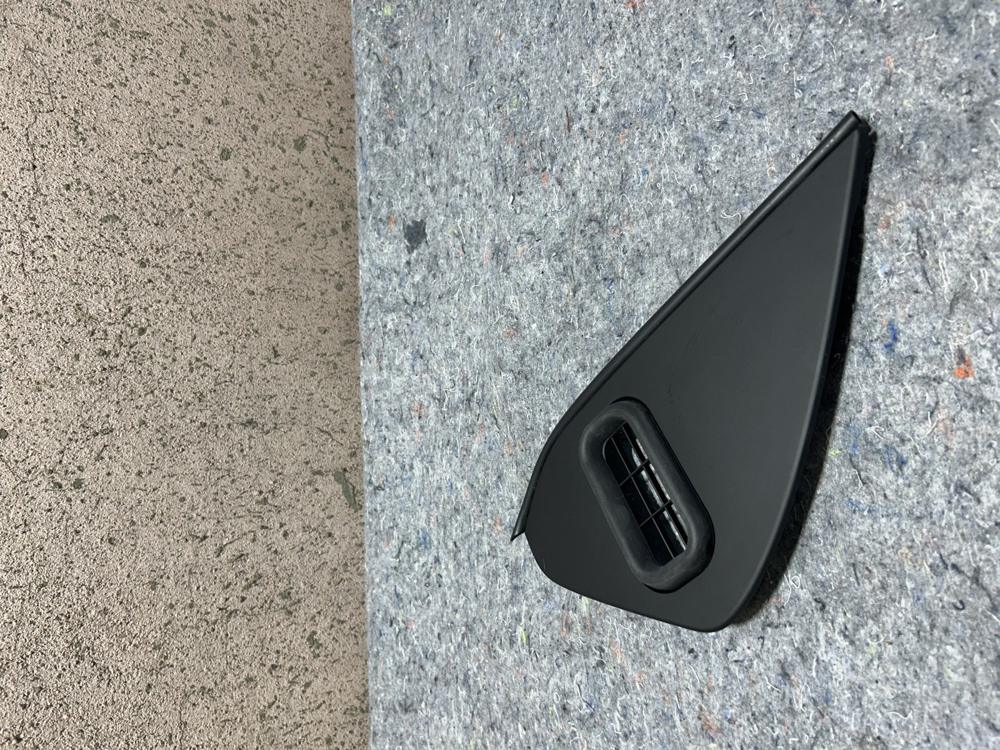 14-20 Maserati Ghibli Dash Right Passenger Side End Cap Trim Cover OEM – photo 2