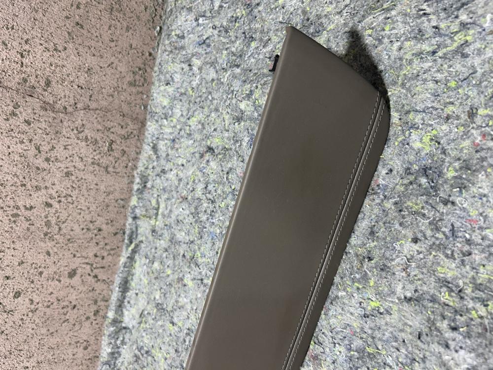 2021-2023 Genesis GV80 OEM Upper Dash Instrument Panel Trim Pad Cover Brown – photo 3