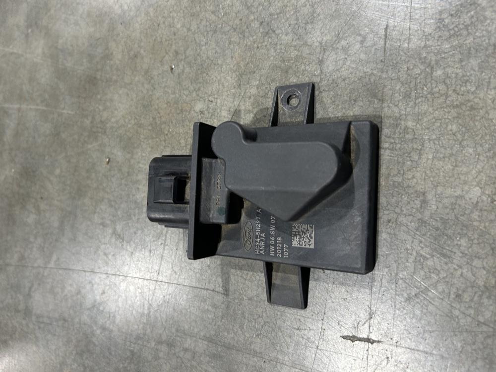 2017-2022 Ford F250 6.7L 4X4 Diesel Exhaust Fluid Def Module HC34-5H297-AA OEM – photo 1