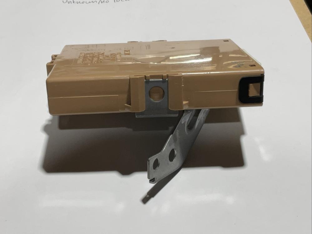 2006-09 Toyota Prius Network Gateway Computer Module Unit 89111-47050 OEM – photo 2