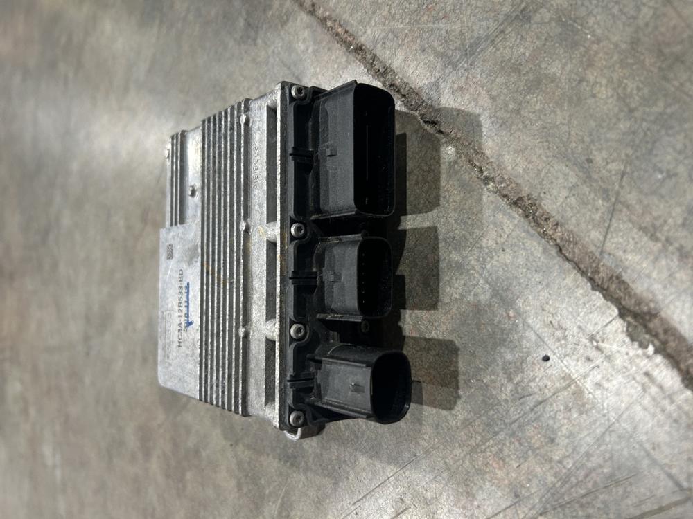2019 Ford F350 Diesel Glow Plug Moule Control HC3A12B533BD OEM – photo 4
