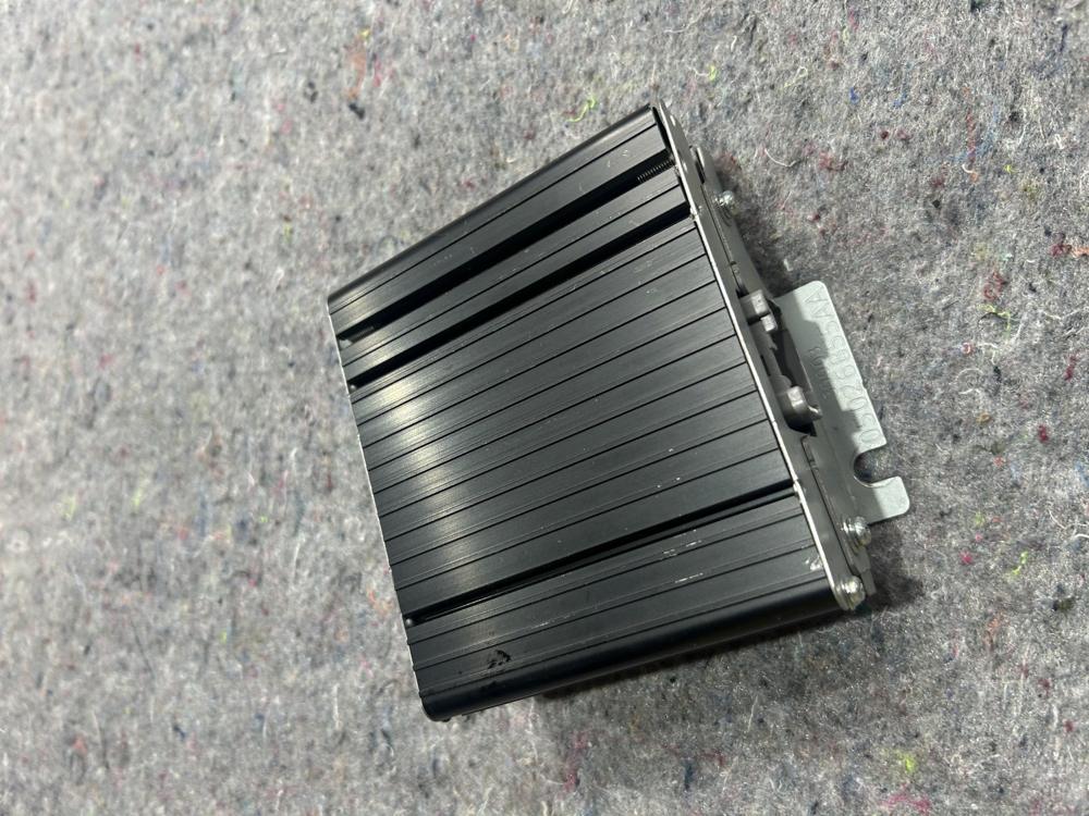 2012-2017 Jeep Compass Power Inverter Control Moldule OEM 05026855AA – photo 2