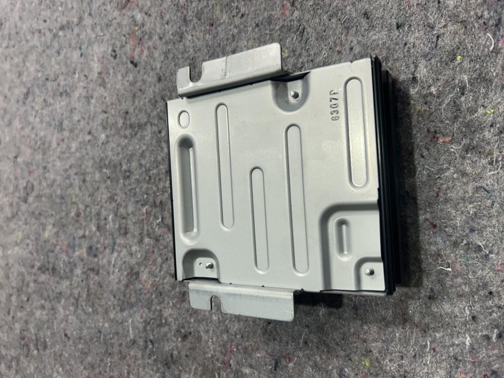 2012-2017 Jeep Compass Power Inverter Control Moldule OEM 05026855AA – photo 4