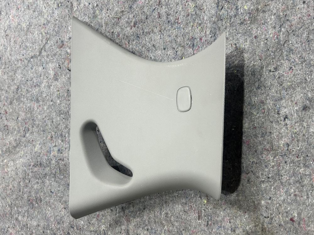 2017-2022 Chevrolet Spark Pillar Trim Rear Left 95408362 OEM – photo 1