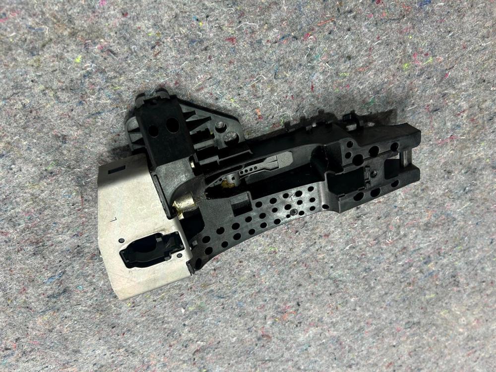 2016-2017 Audi TT Rear Right Passenger Door Handle OEM – photo 3