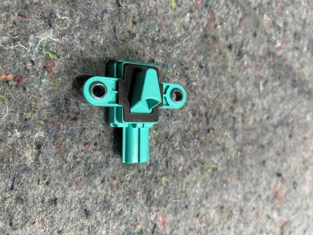 2012-2022 Lamborgini Aventador Front Left or Right Door Sensor 8K0955557C OEM – photo 4