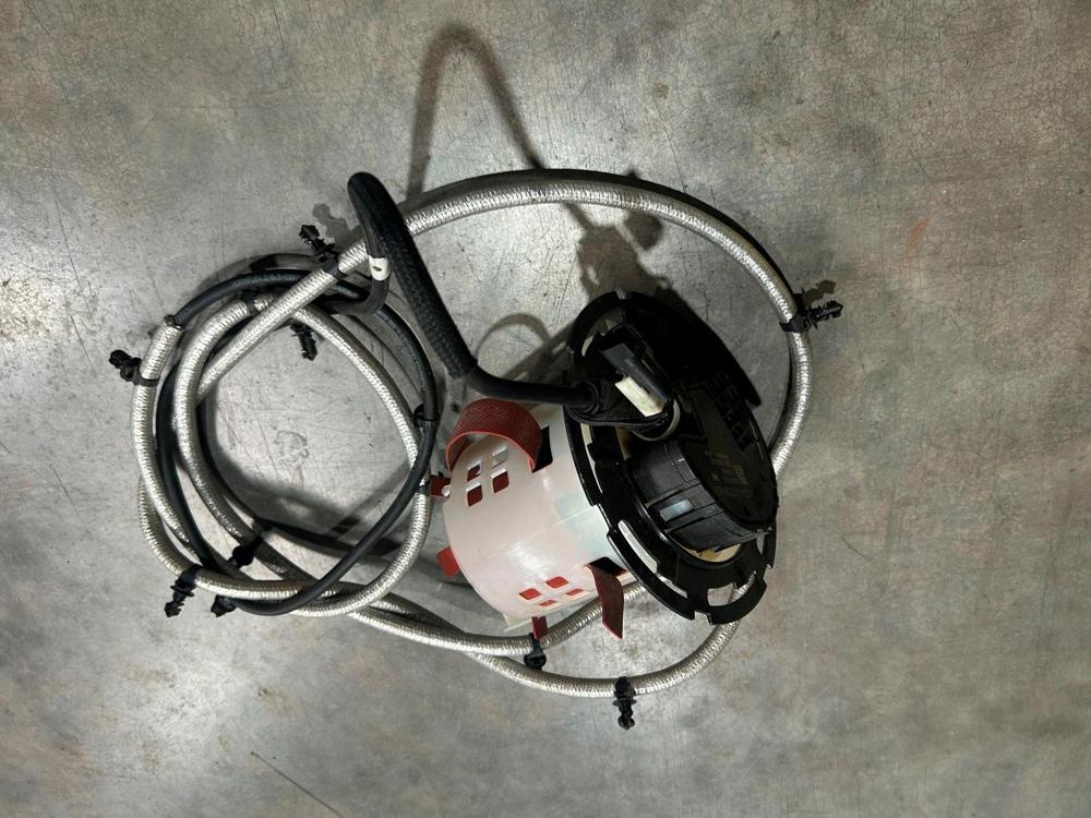 2017-2021 OEM HC3Z-5J229-B Diesel Exhaust Fluid Pump F150 250 350 – photo 1