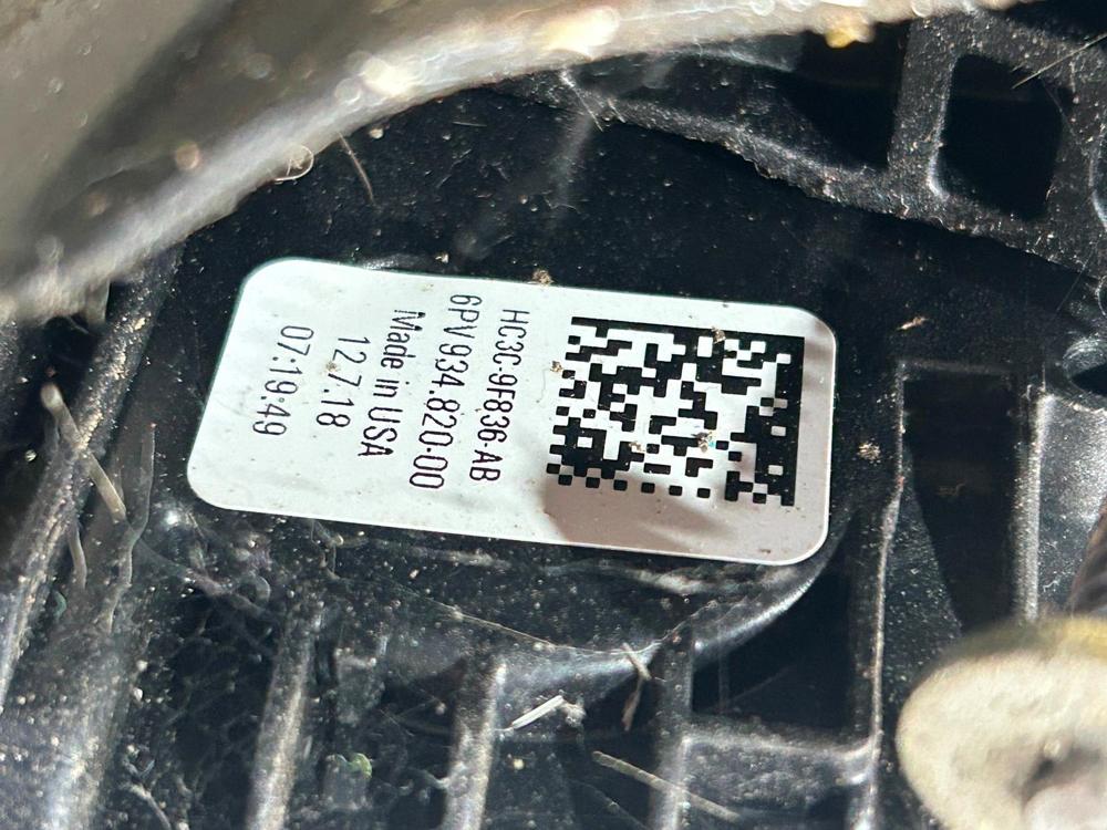 2022 Ford F350 Sd Pickup Accelerator Gas Pedal HC3C9F836AB OEM – photo 3