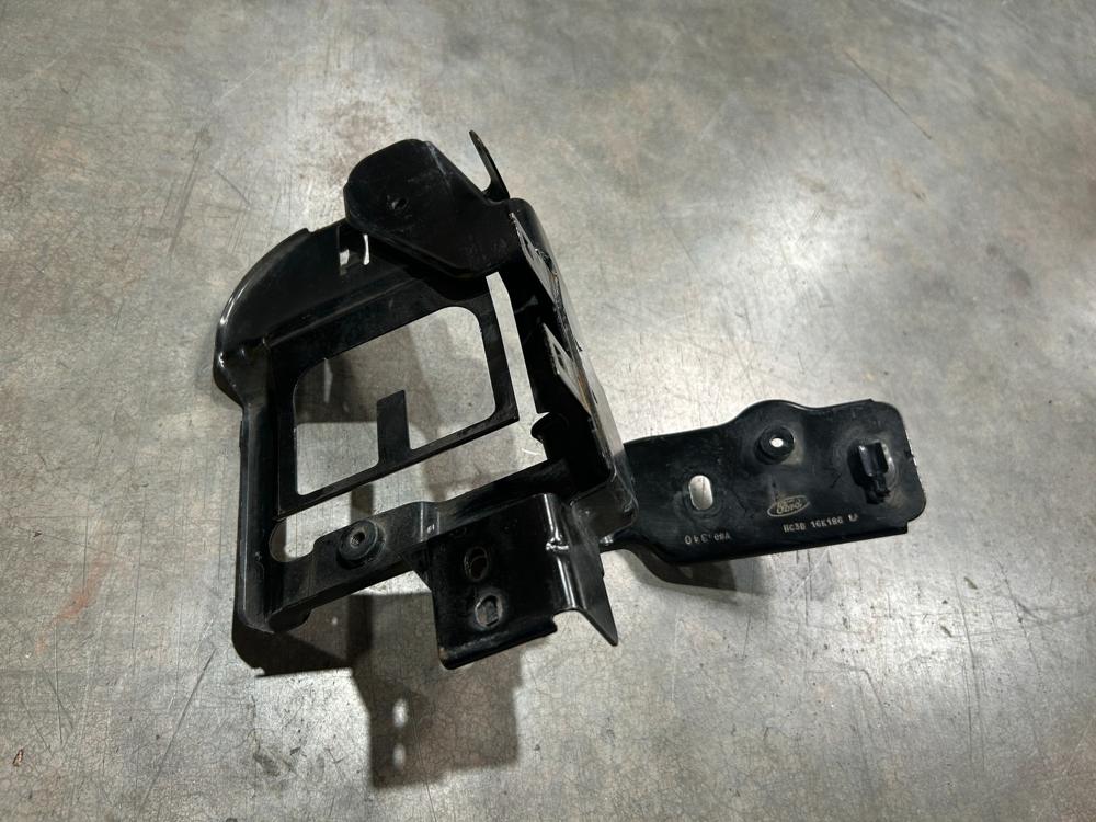2018-2020 Ford F350 Sd Reinforcement Bracket OEM HC3B-16K196-A – photo 1