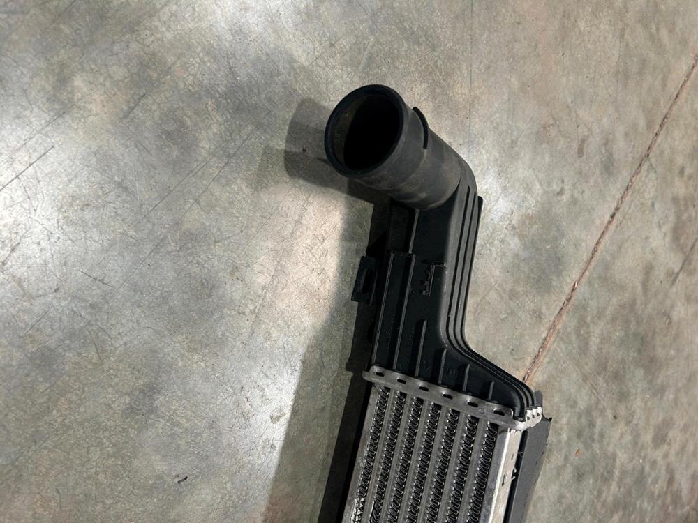 98-99 Mercerdes W210 E300 Diesel Intercooler Radiator 2105001200 OEM – photo 2