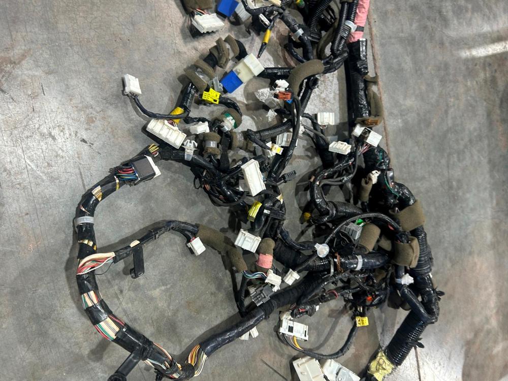 2014 Infiniti Q50 Dash Wire Harness 240104GA0C OEM – photo 4